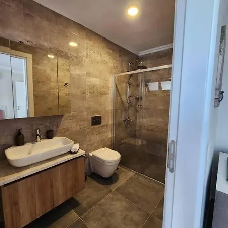 0100 - Villa, Comfy And Peaceful Lejlighed *